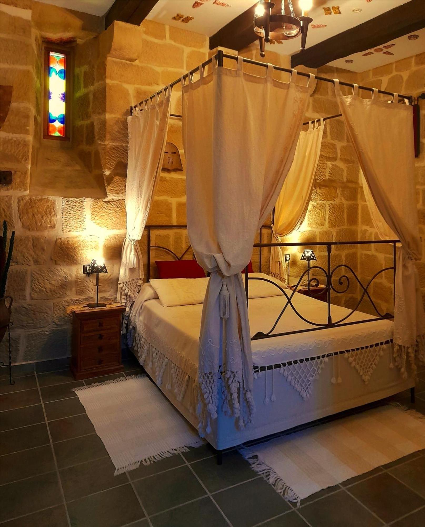 Pensjonat Torre Fuerte Siglo XIII Banos de Rioja Zewnętrze zdjęcie